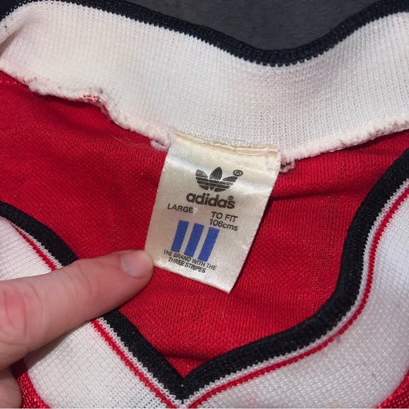 1982-83 Manchester UTD adidas jersey - Picture 4 of 5